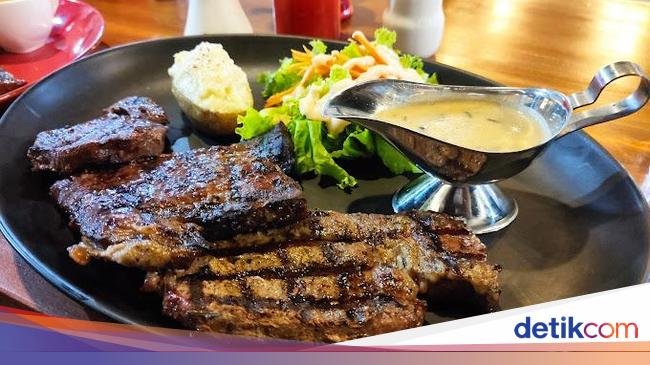 11 Kuliner Enak di Pasar Kranggan Jogja, Ada Roti Jala hingga Steak